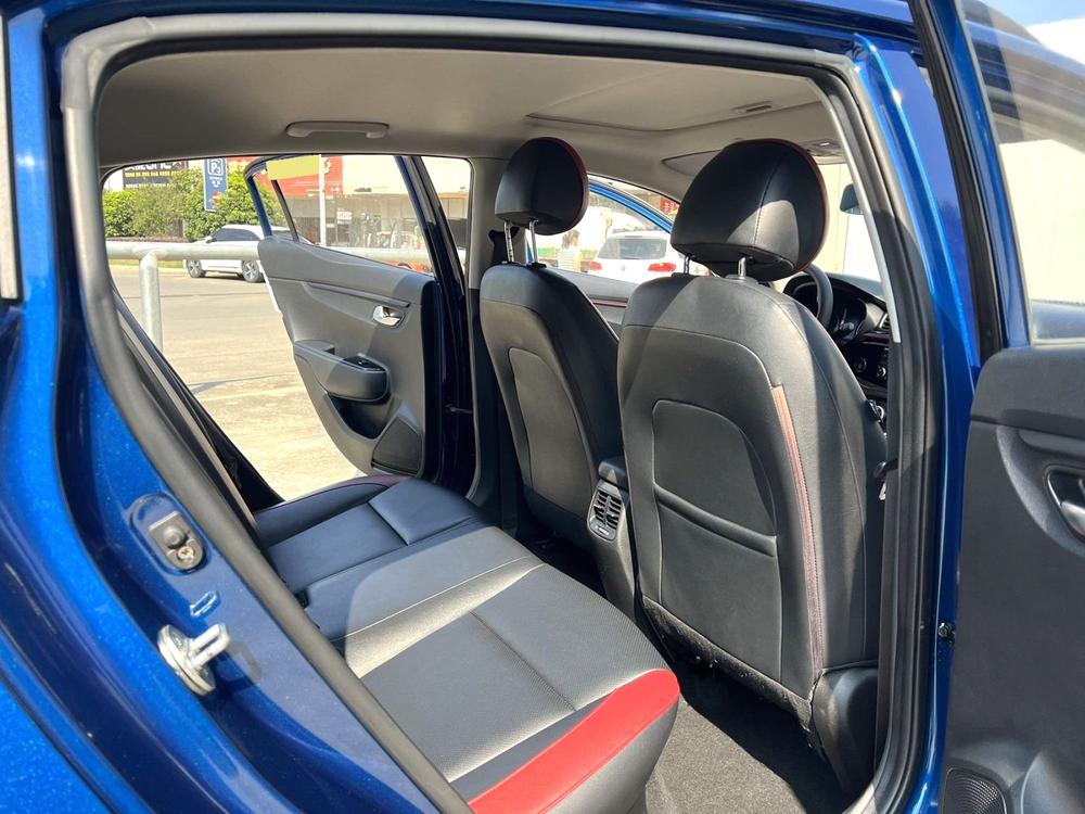 Kia KX CROSS