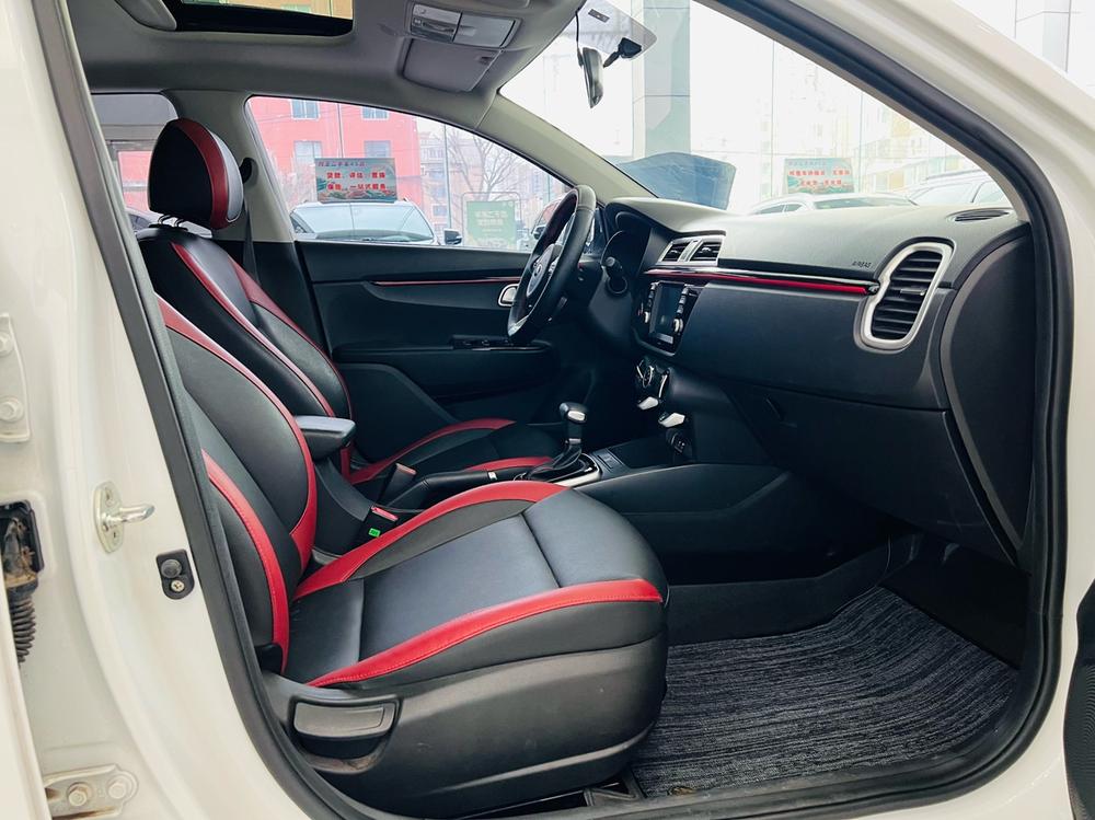 Kia KX CROSS