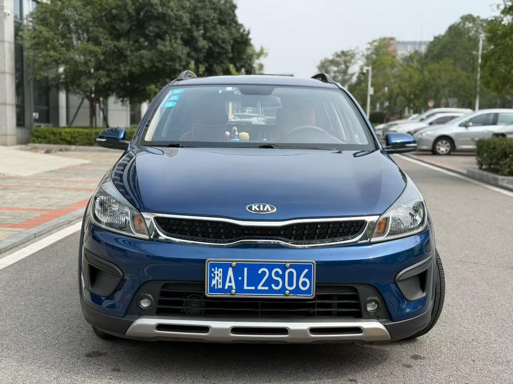 Kia KX CROSS