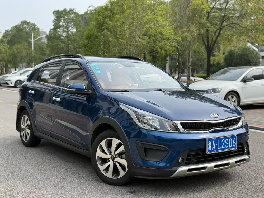 Kia KX CROSS