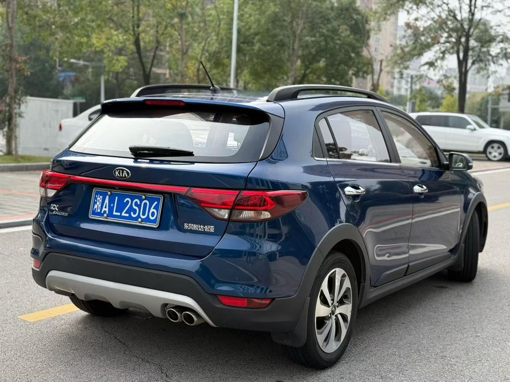 Kia KX CROSS
