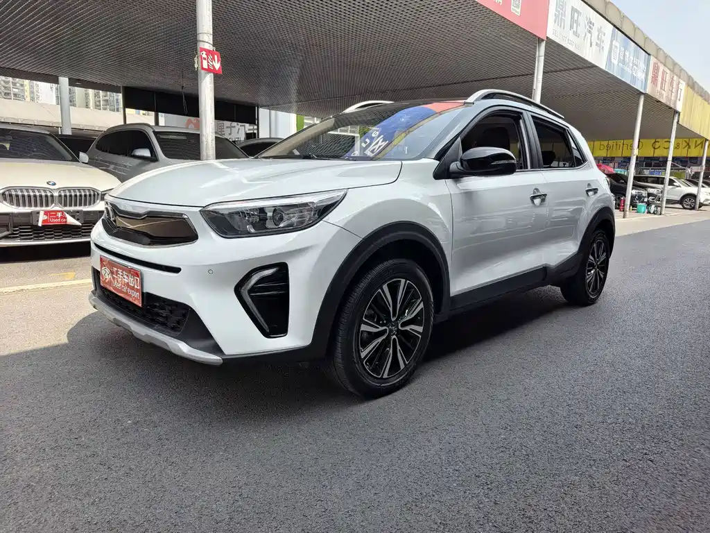 Kia KX1