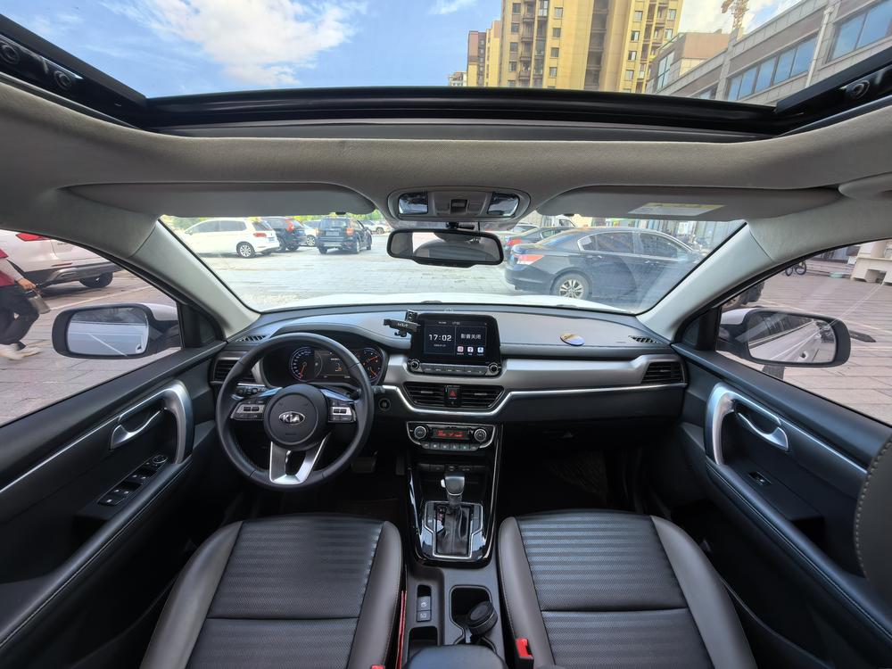Kia Sportage R