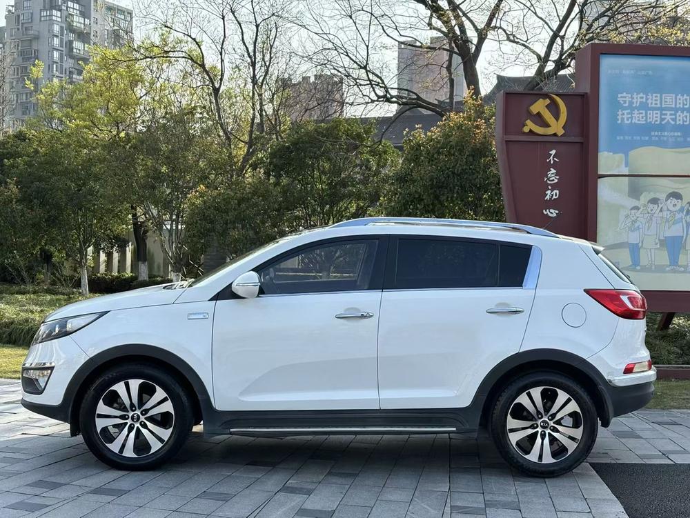 Kia Sportage R