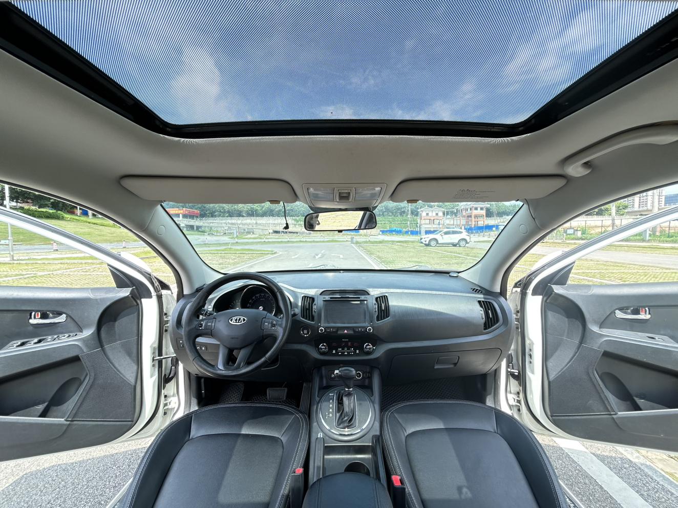 Kia Sportage R