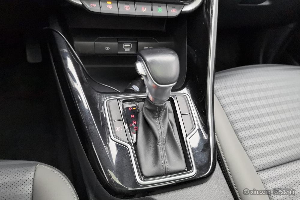 Kia Sportage R