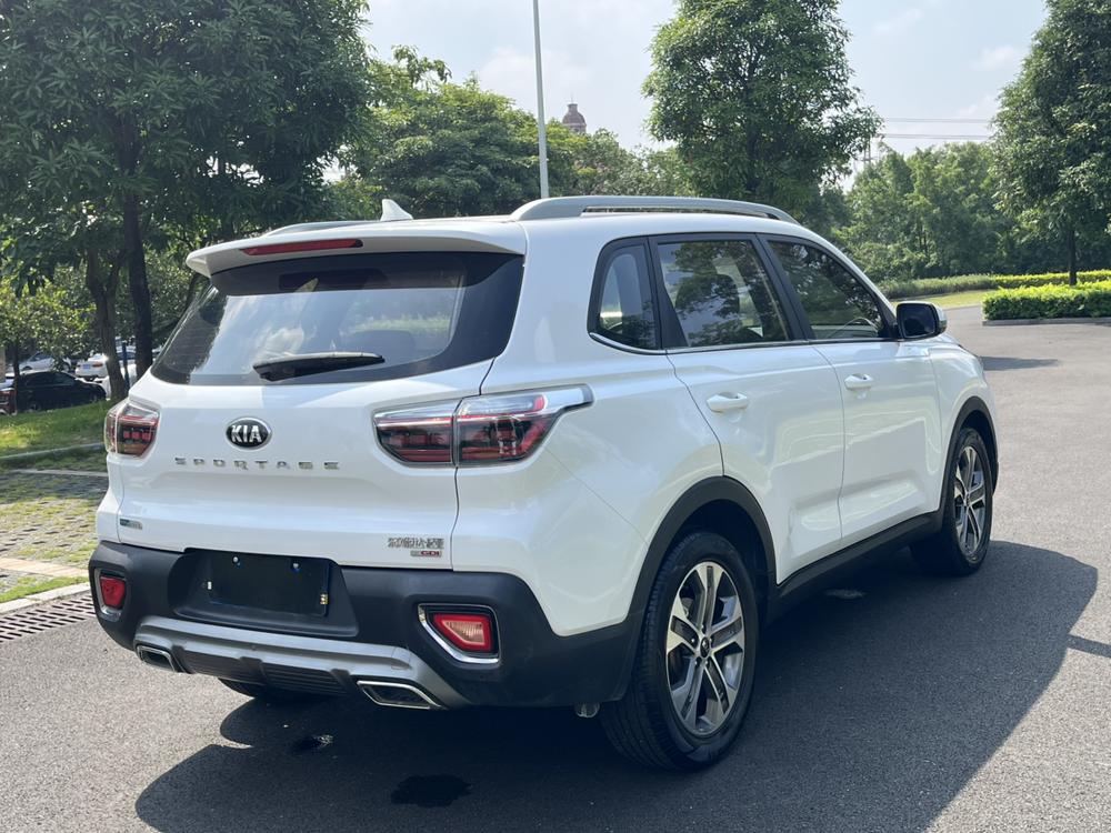 Kia Sportage R