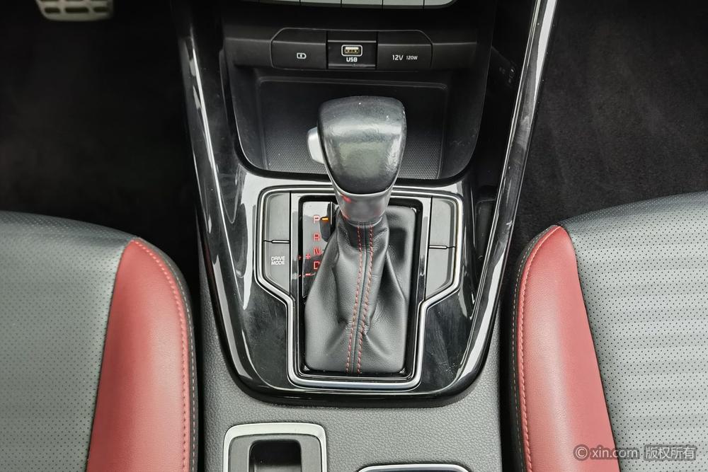 Kia Sportage R