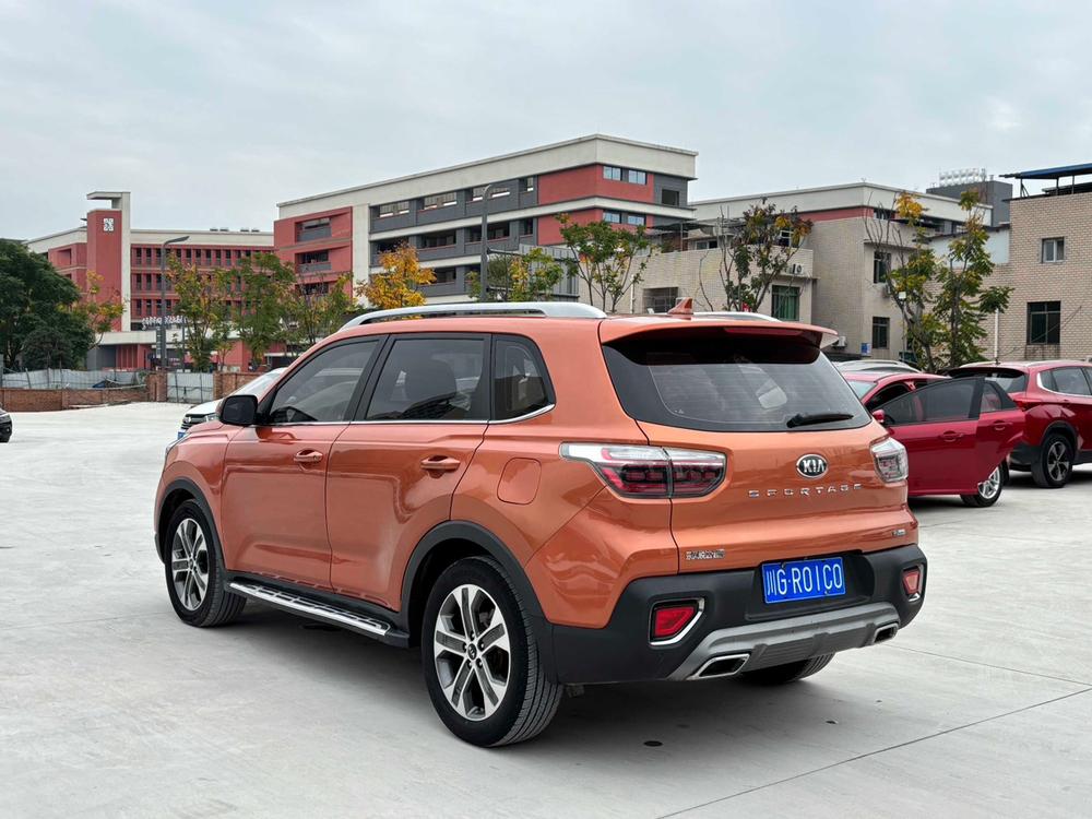 Kia Sportage R