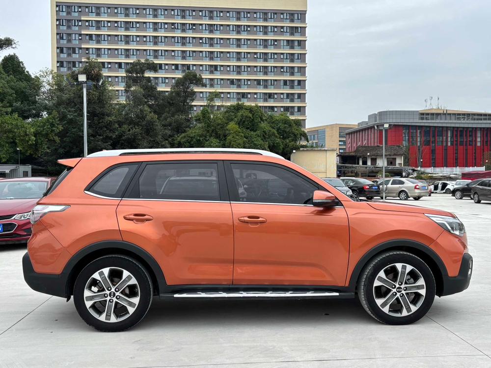 Kia Sportage R