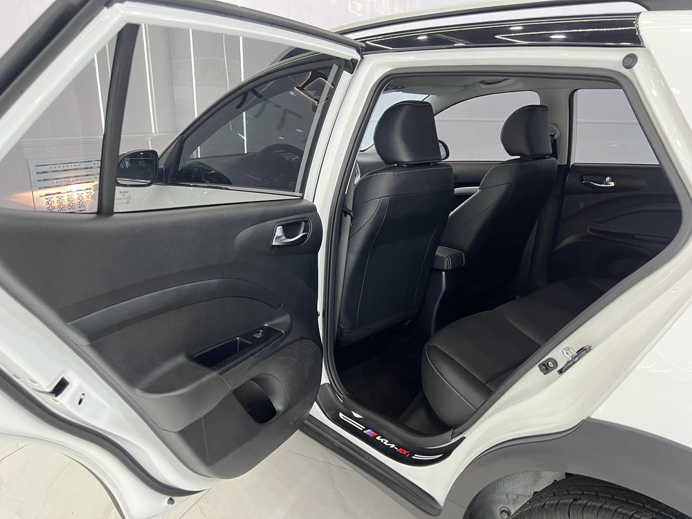 Kia Yipao