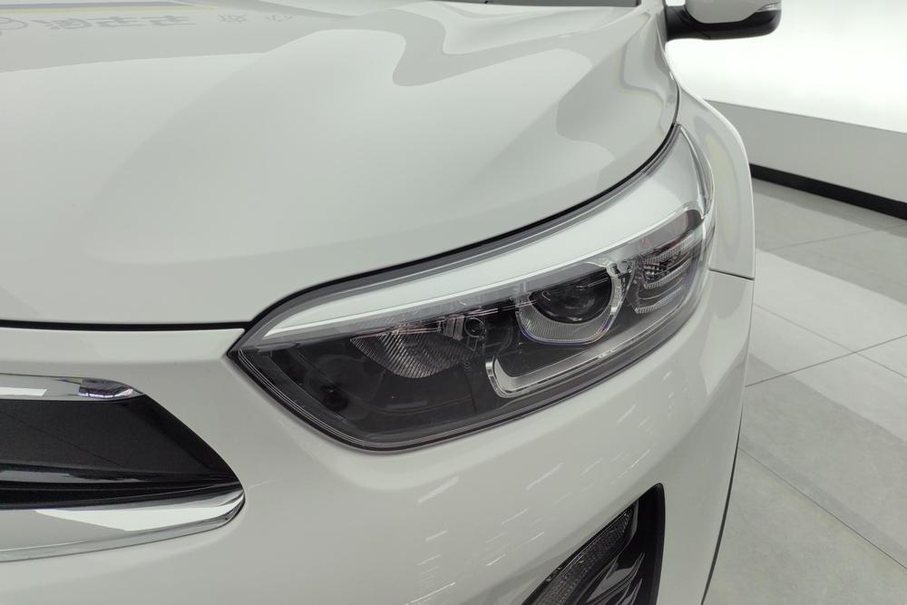 Kia Yipao
