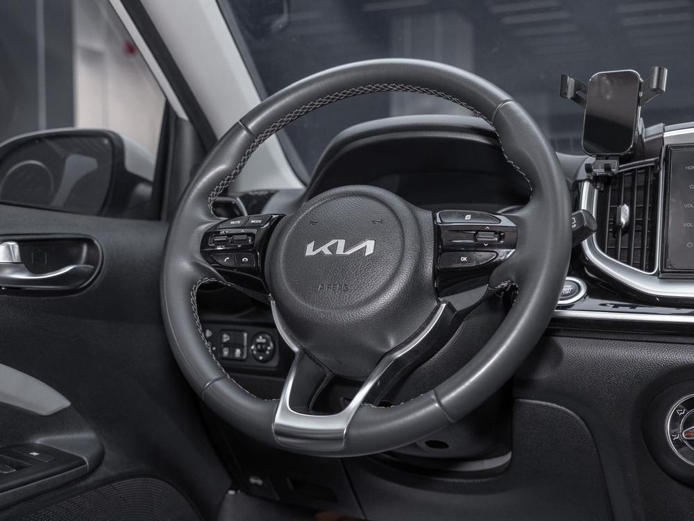 Kia Yipao