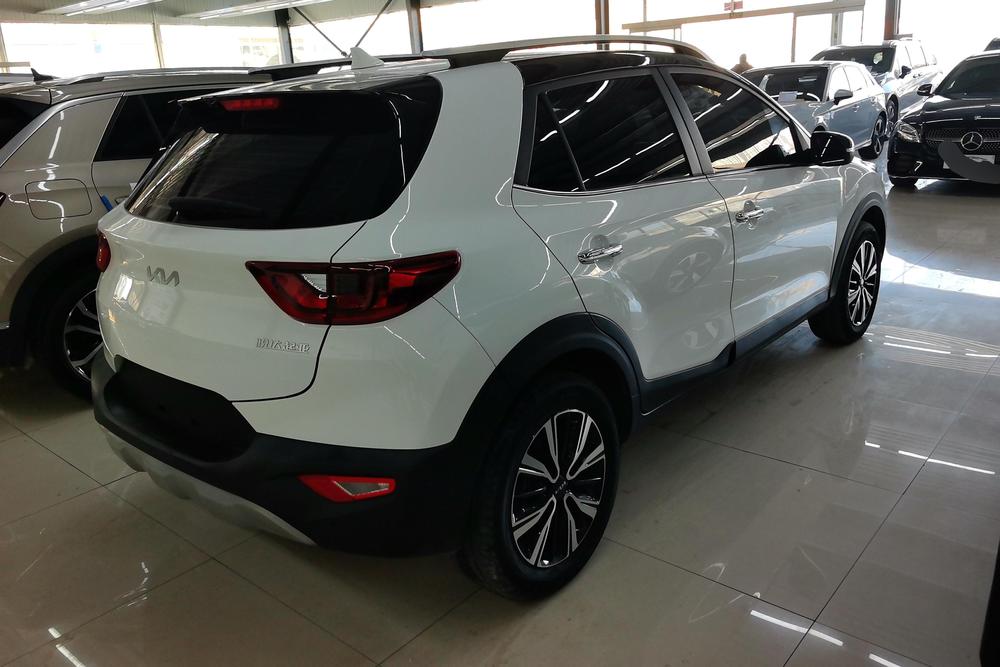 Kia Yipao