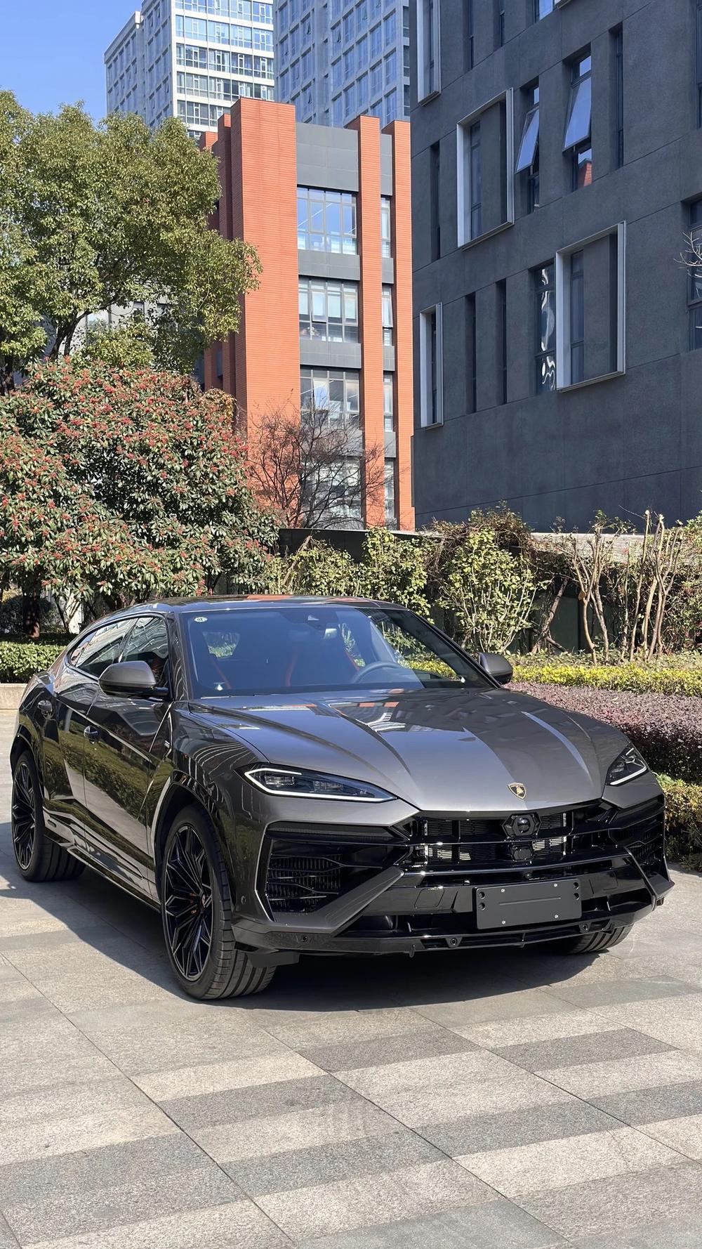 Lamborghini Urus SE