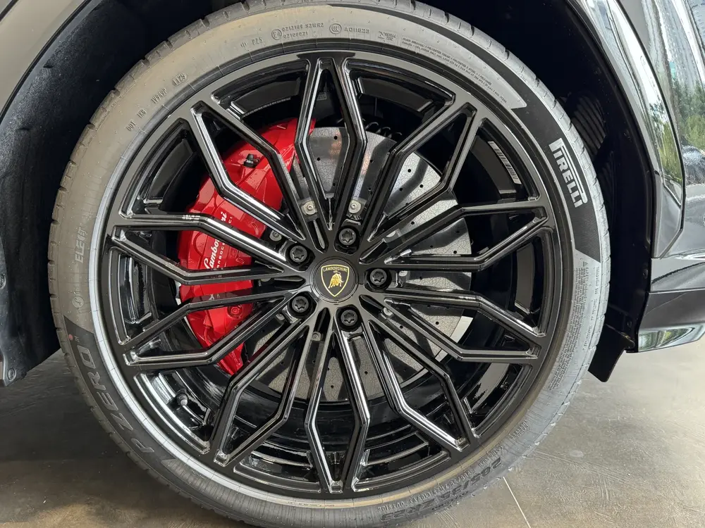 Lamborghini Urus SE