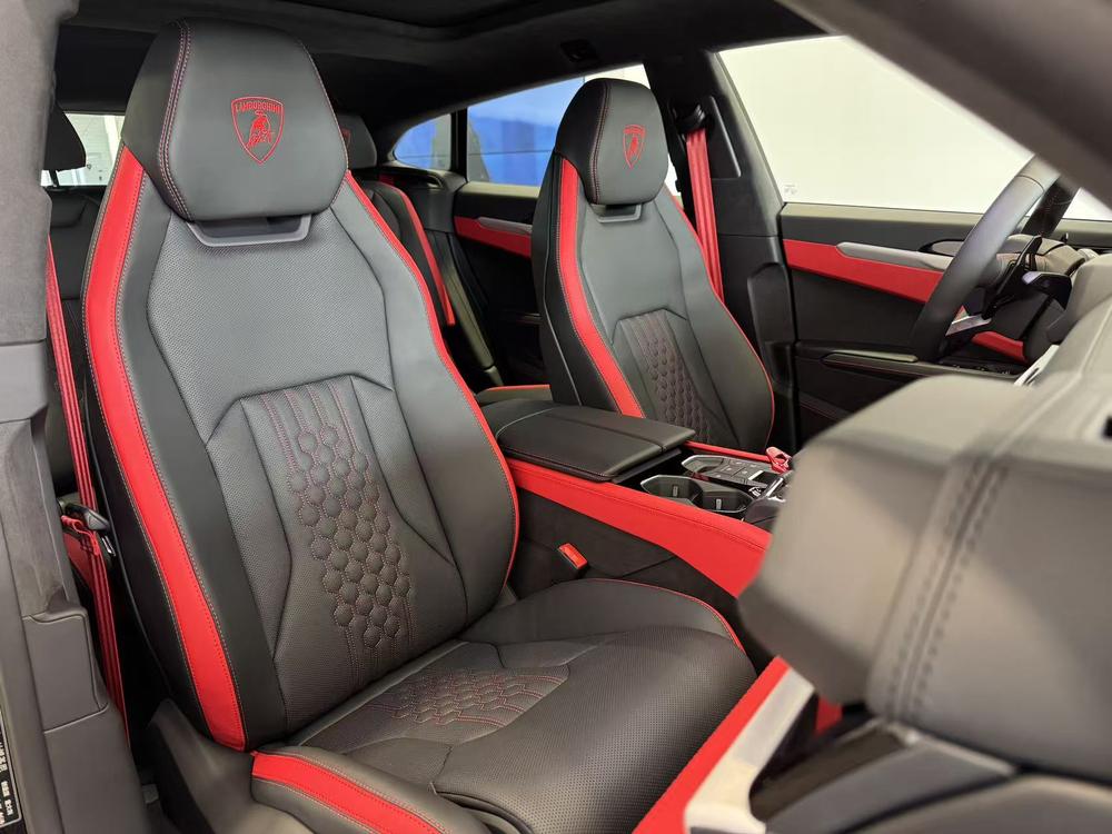 Lamborghini Urus SE