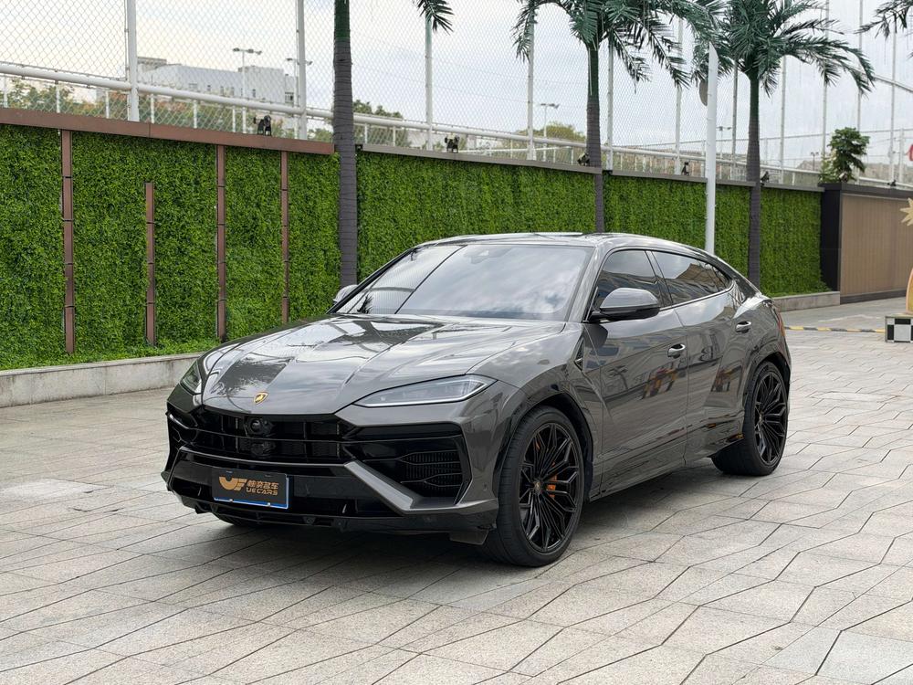 Lamborghini Urus SE