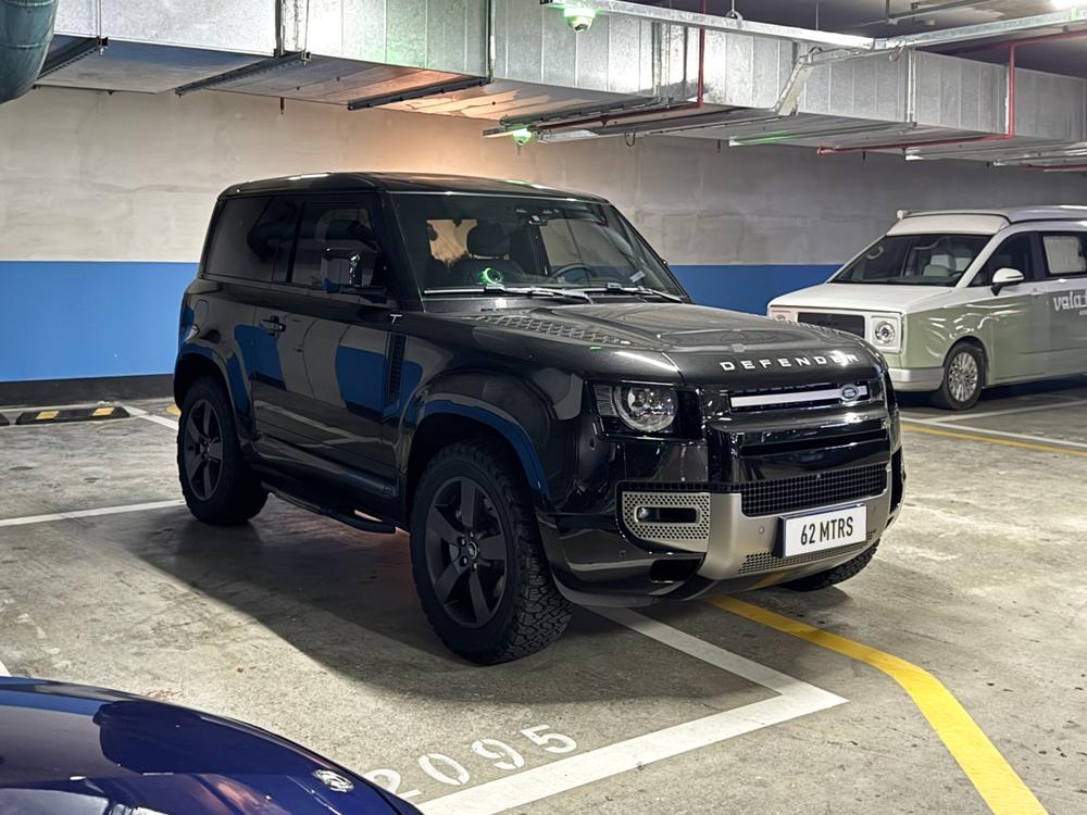 Land Rover Defender