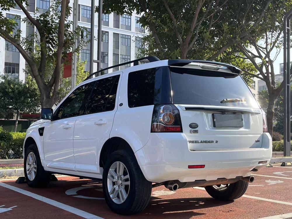 Land Rover Freelander 2