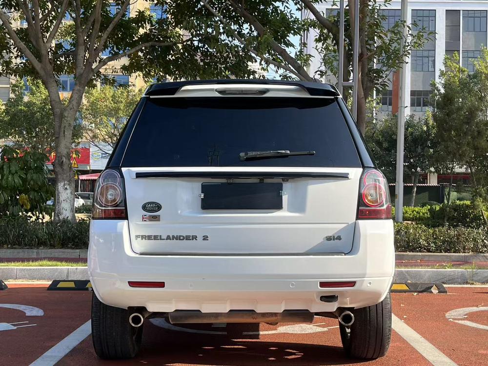 Land Rover Freelander 2