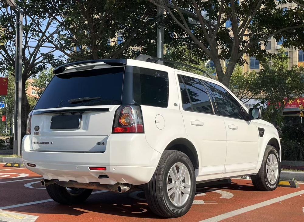 Land Rover Freelander 2