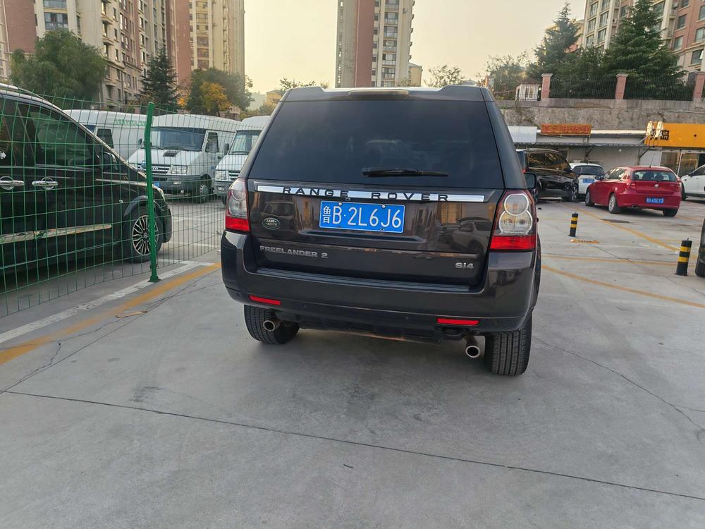 Land Rover Freelander 2