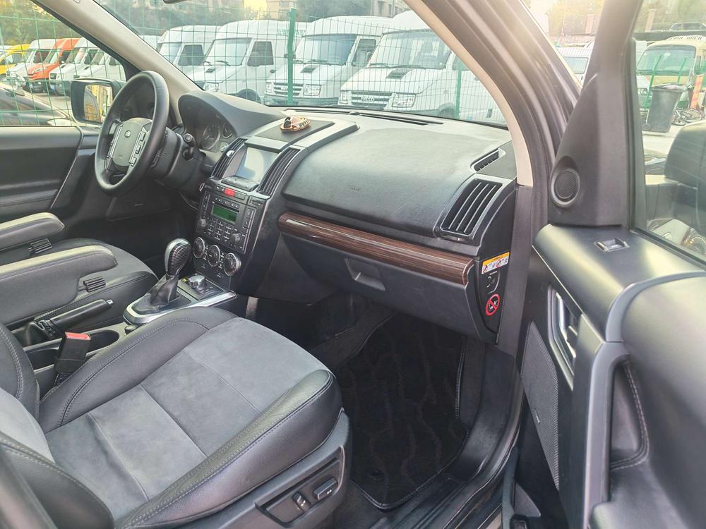 Land Rover Freelander 2