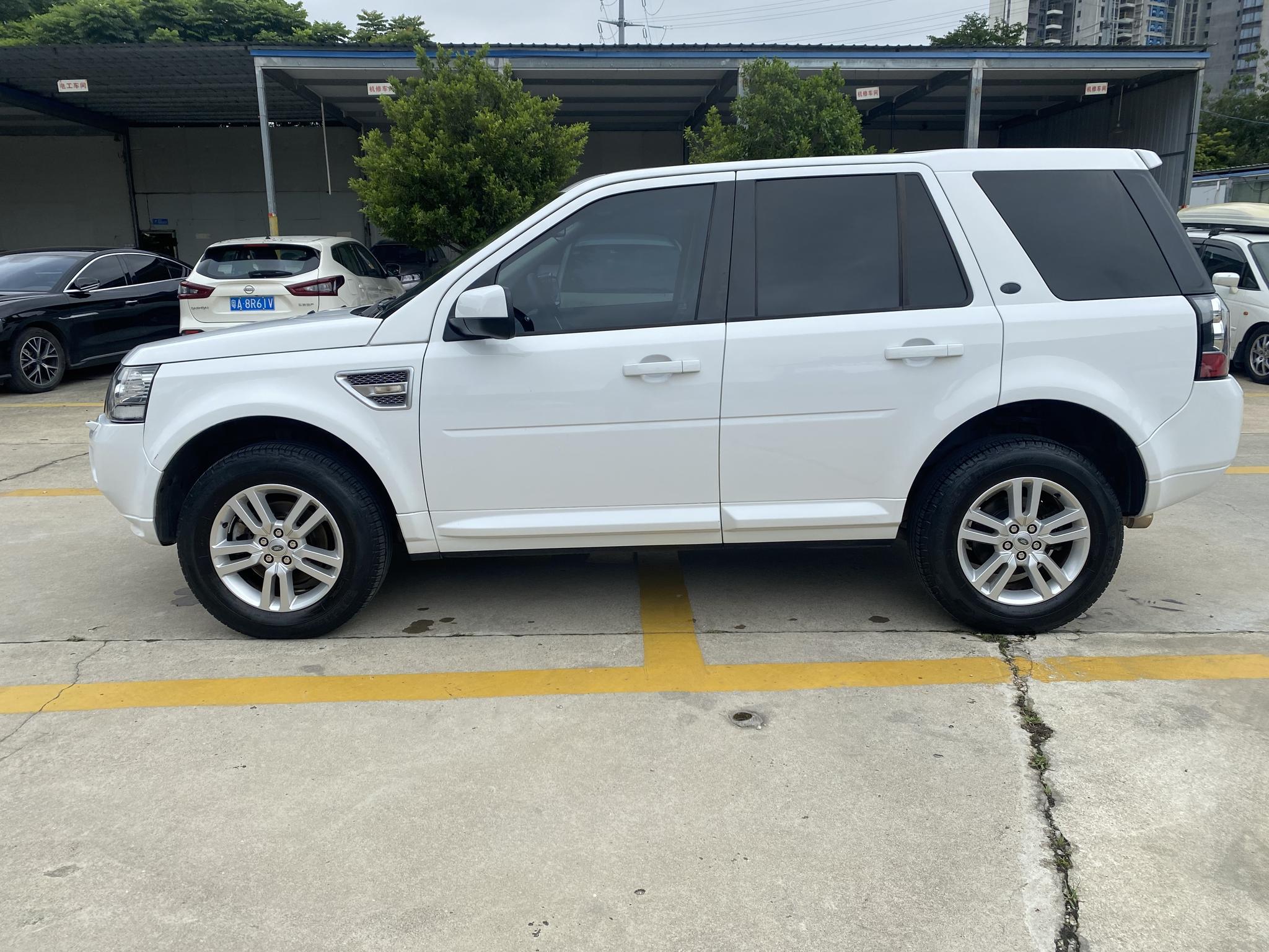 Land Rover Freelander 2