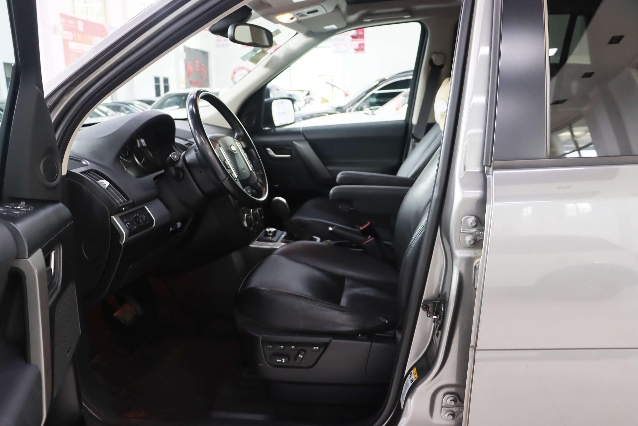 Land Rover Freelander 2