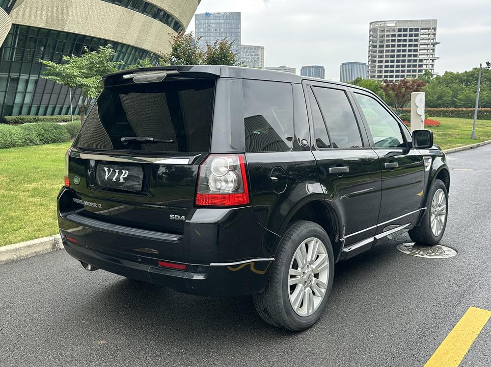 Land Rover Freelander 2