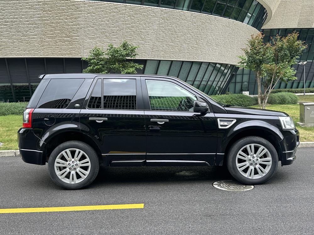 Land Rover Freelander 2