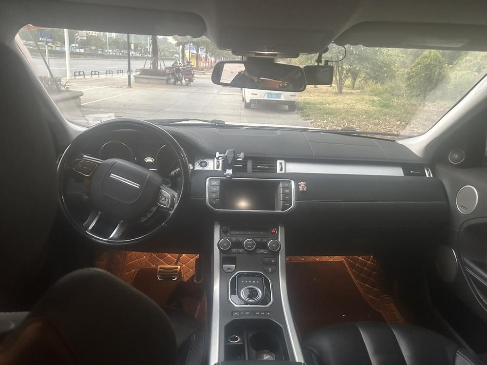 Land Rover Range Rover Evoque (Import)