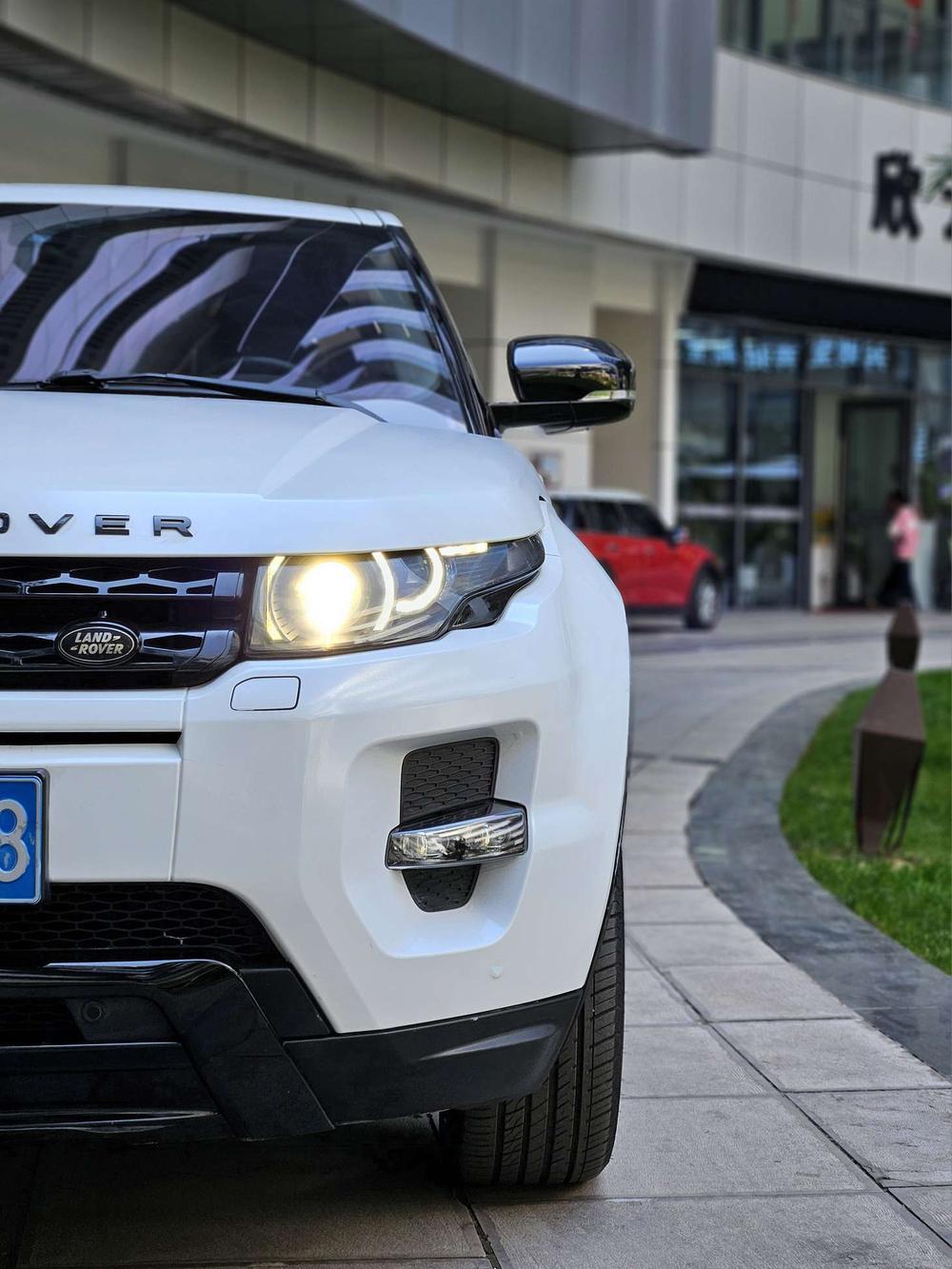 Land Rover Range Rover Evoque (Import)