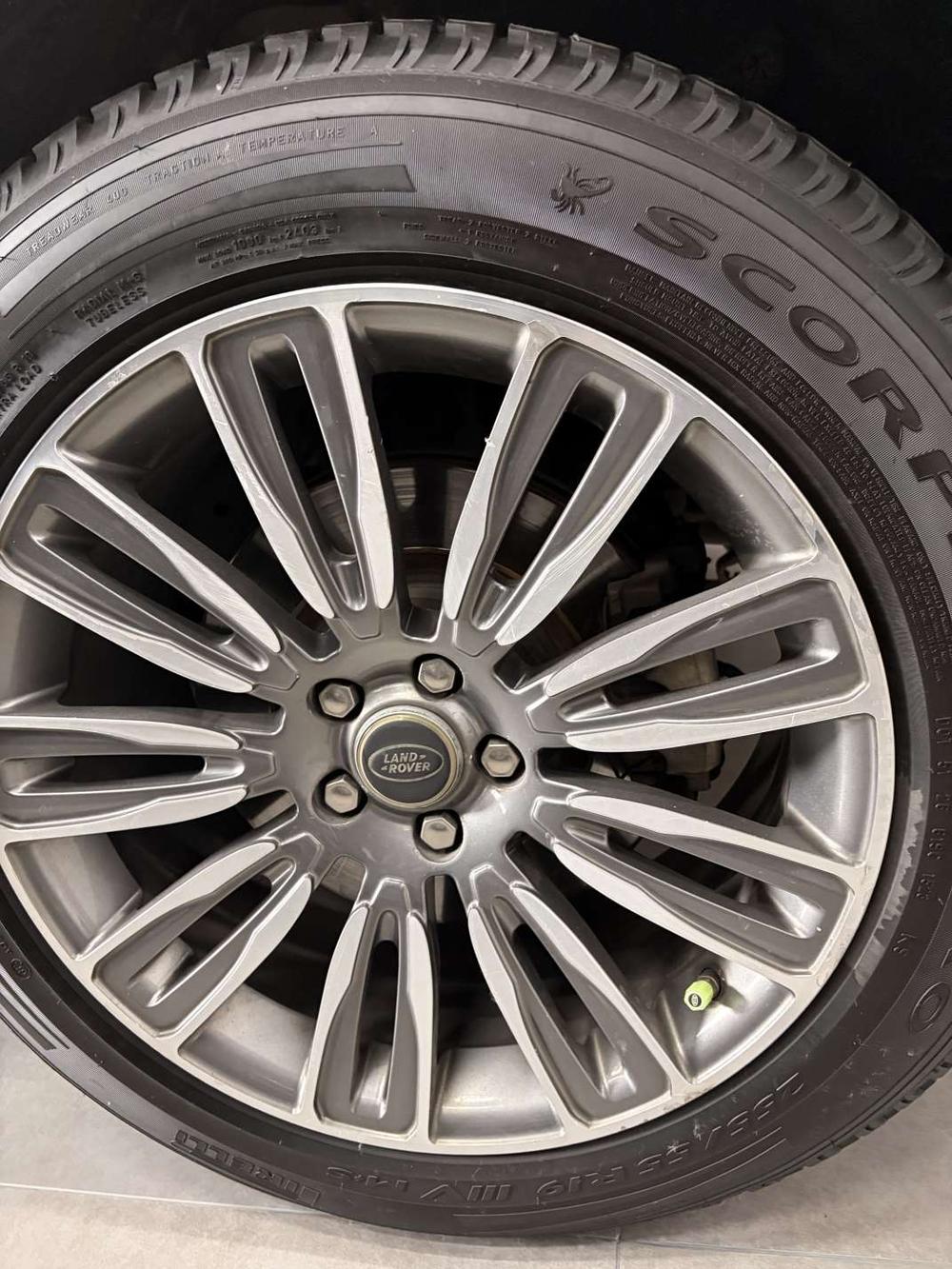 Land Rover Range Rover Velar