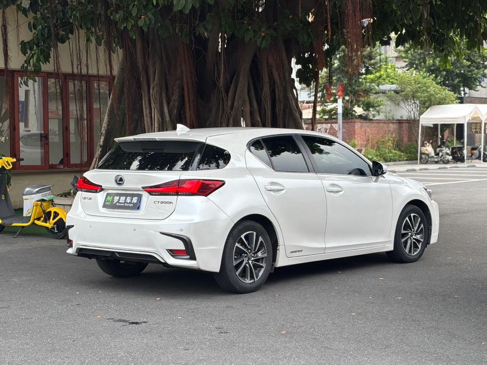 Lexus Lexus CT