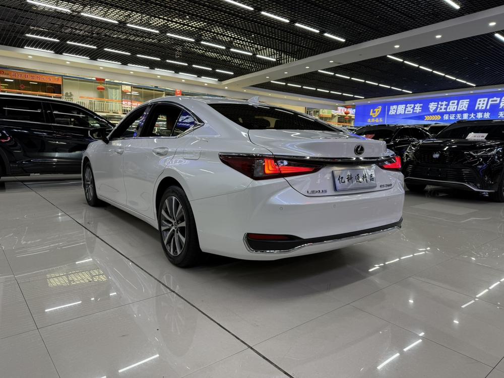 Lexus Lexus ES