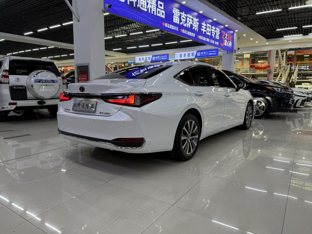 Lexus Lexus ES