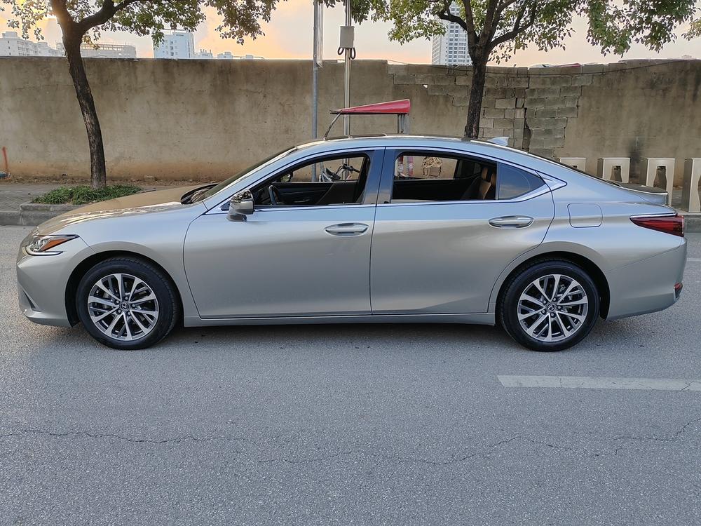 Lexus Lexus ES