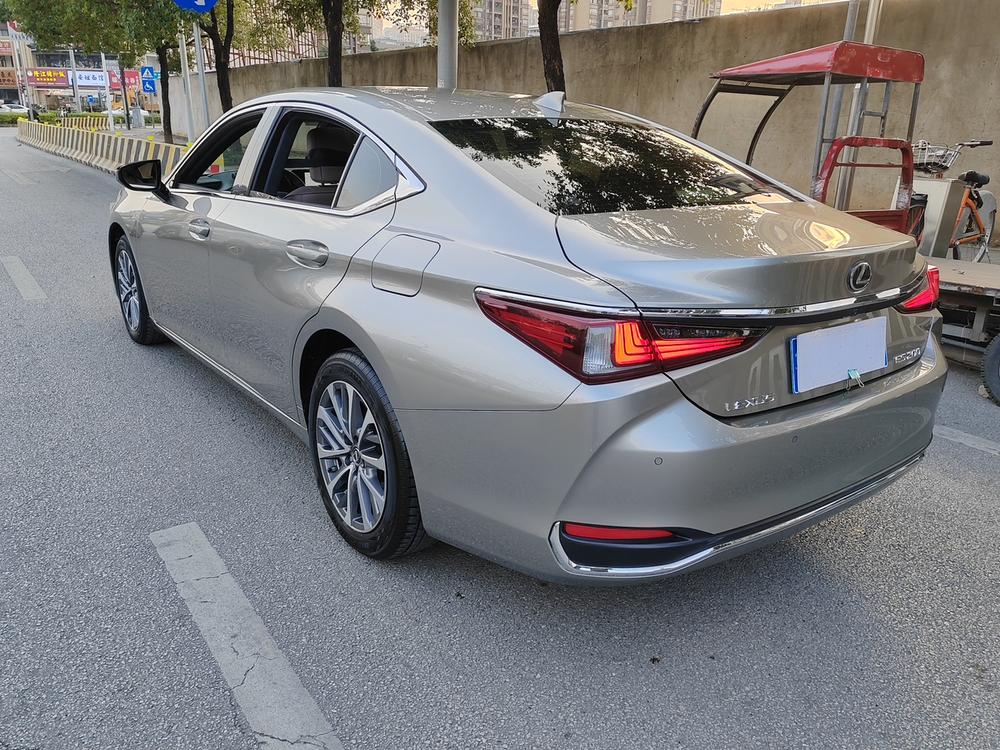 Lexus Lexus ES