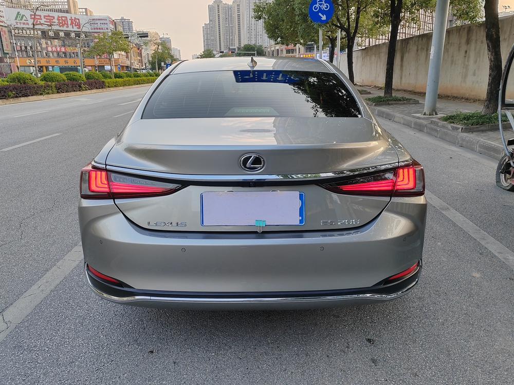Lexus Lexus ES