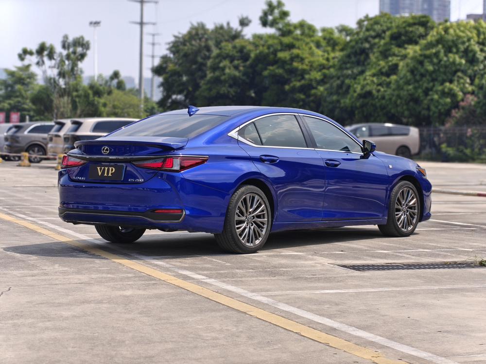 Lexus Lexus ES