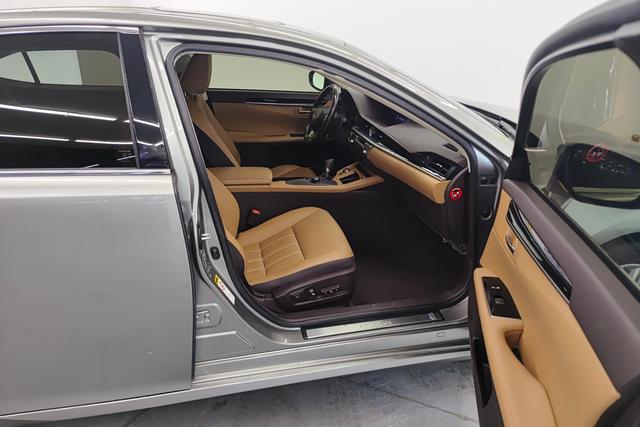 Lexus Lexus ES