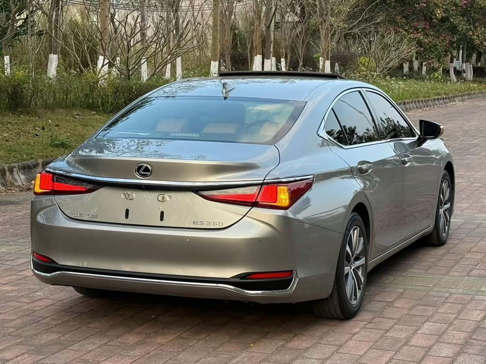 Lexus Lexus ES