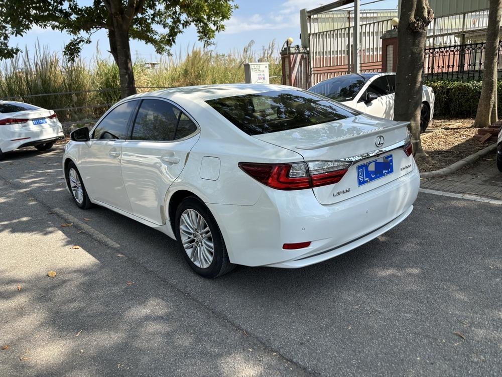 Lexus Lexus ES