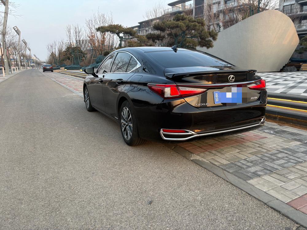 Lexus Lexus ES