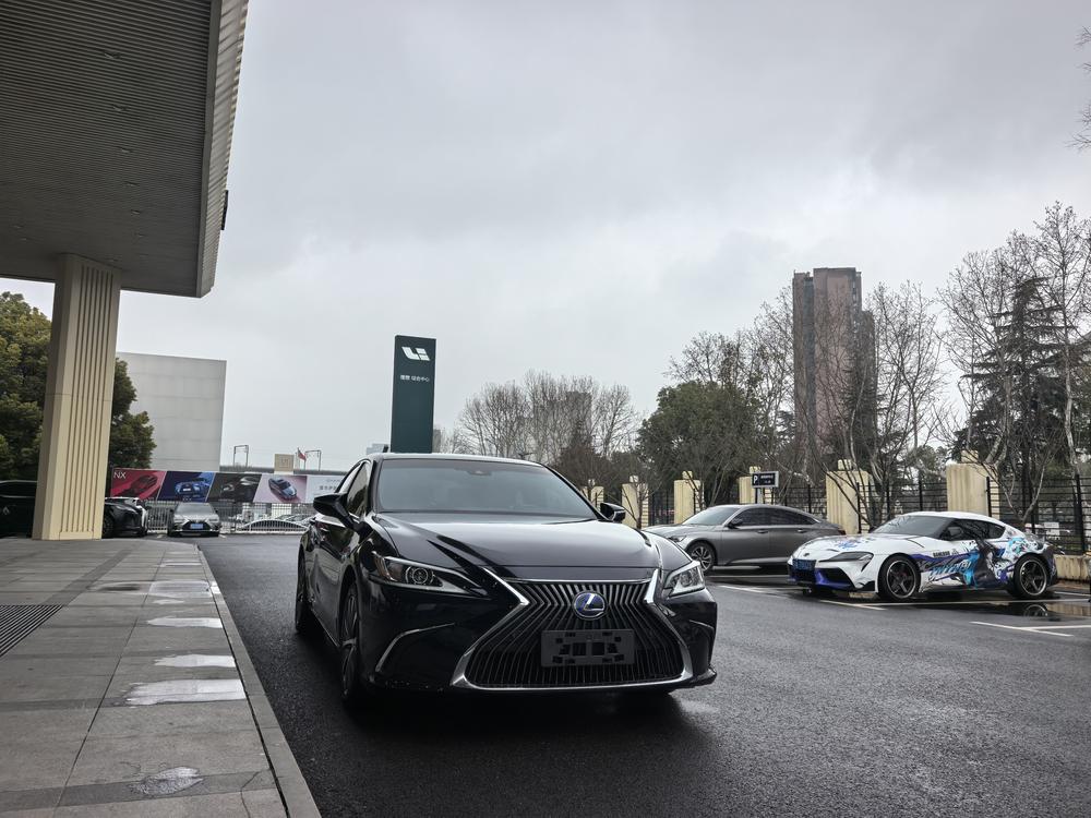 Lexus Lexus ES