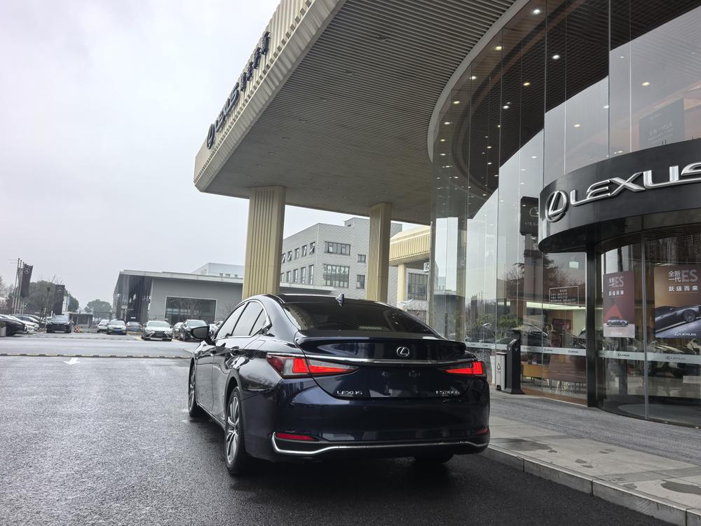 Lexus Lexus ES