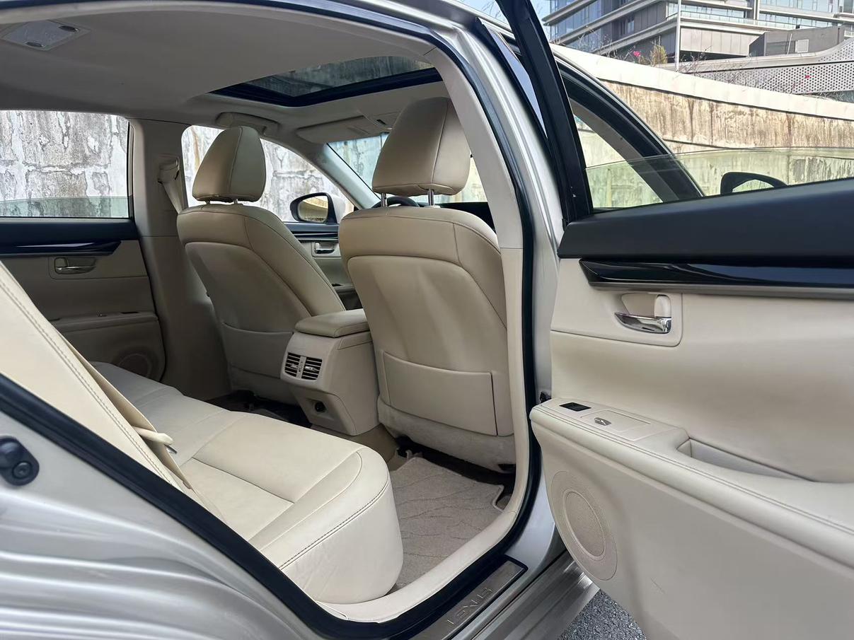 Lexus Lexus ES