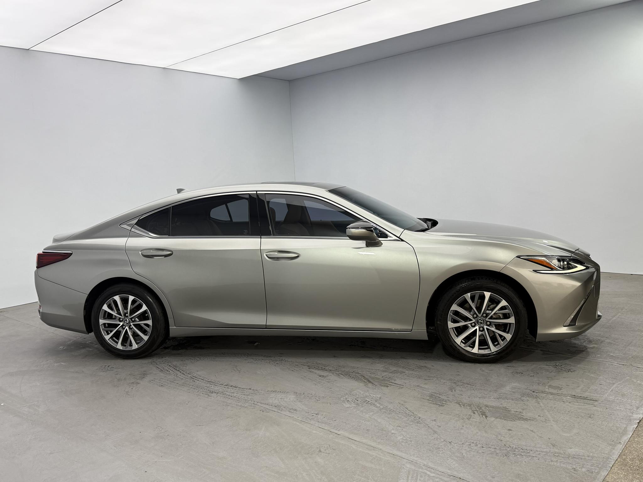 Lexus Lexus ES